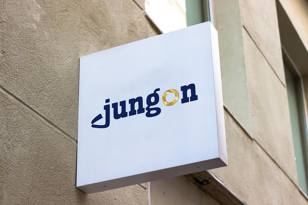 Jungon Store — Brand Identity & Modern Retail Logo Design